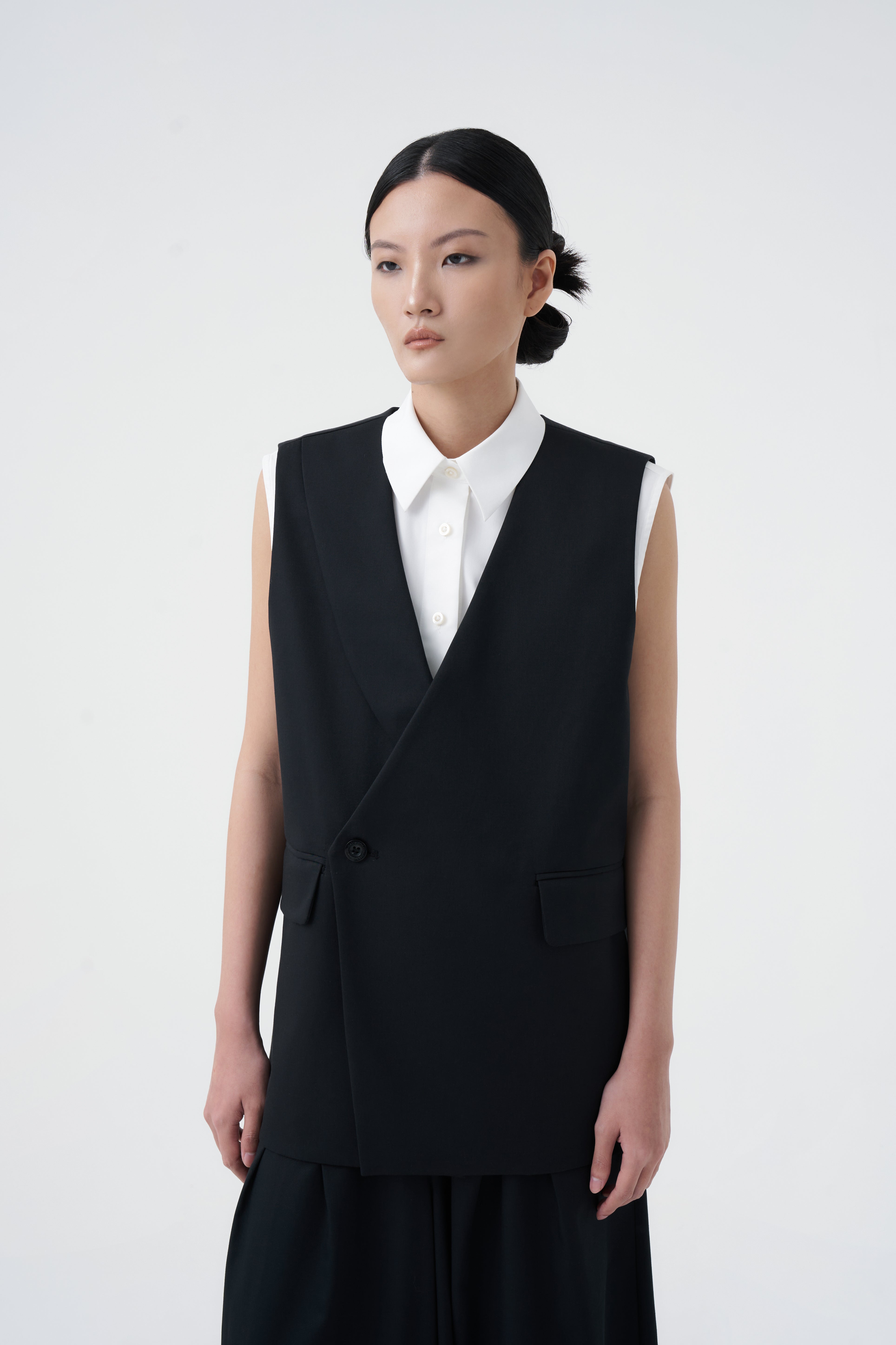 EIMI - Black