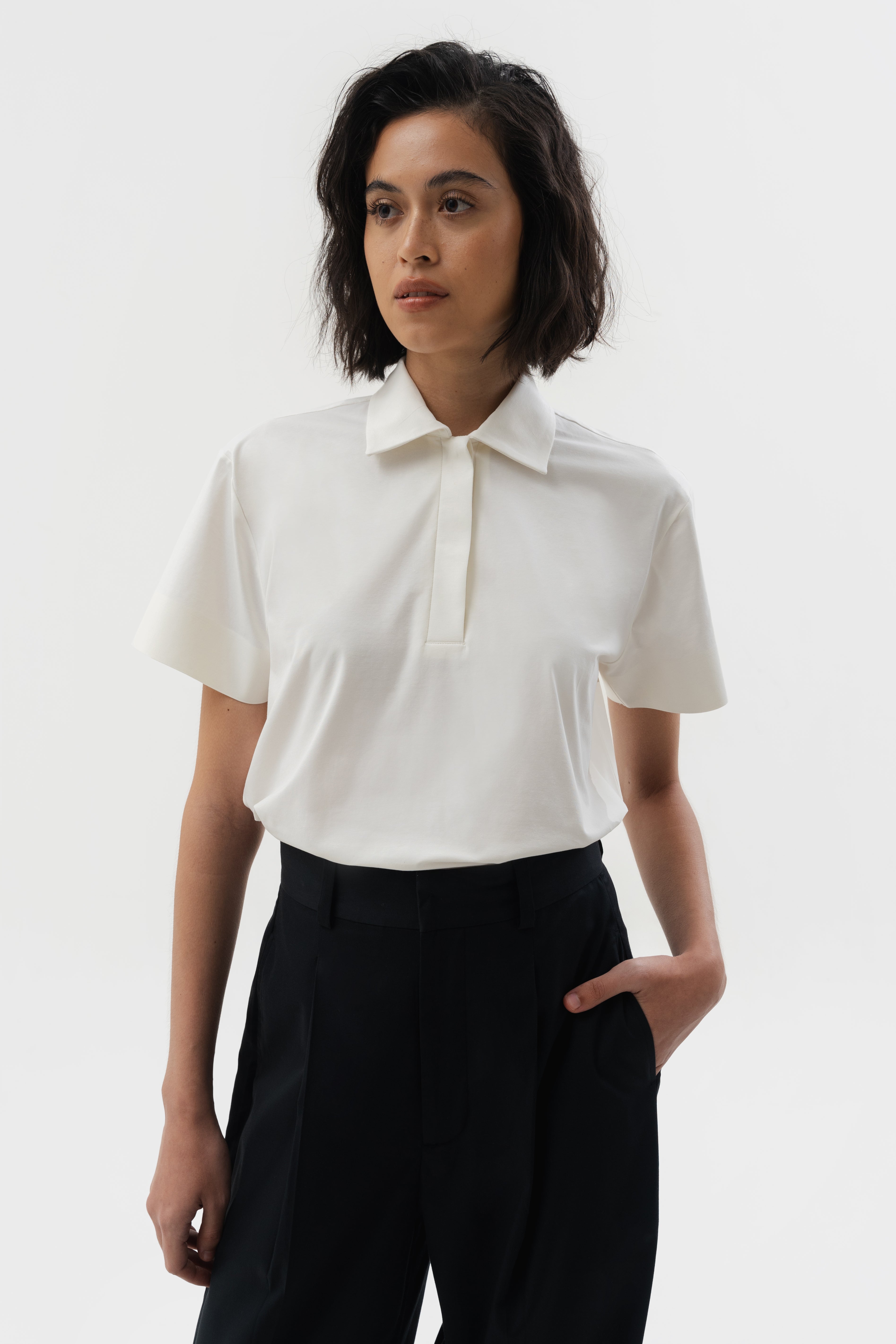 MIORI - White