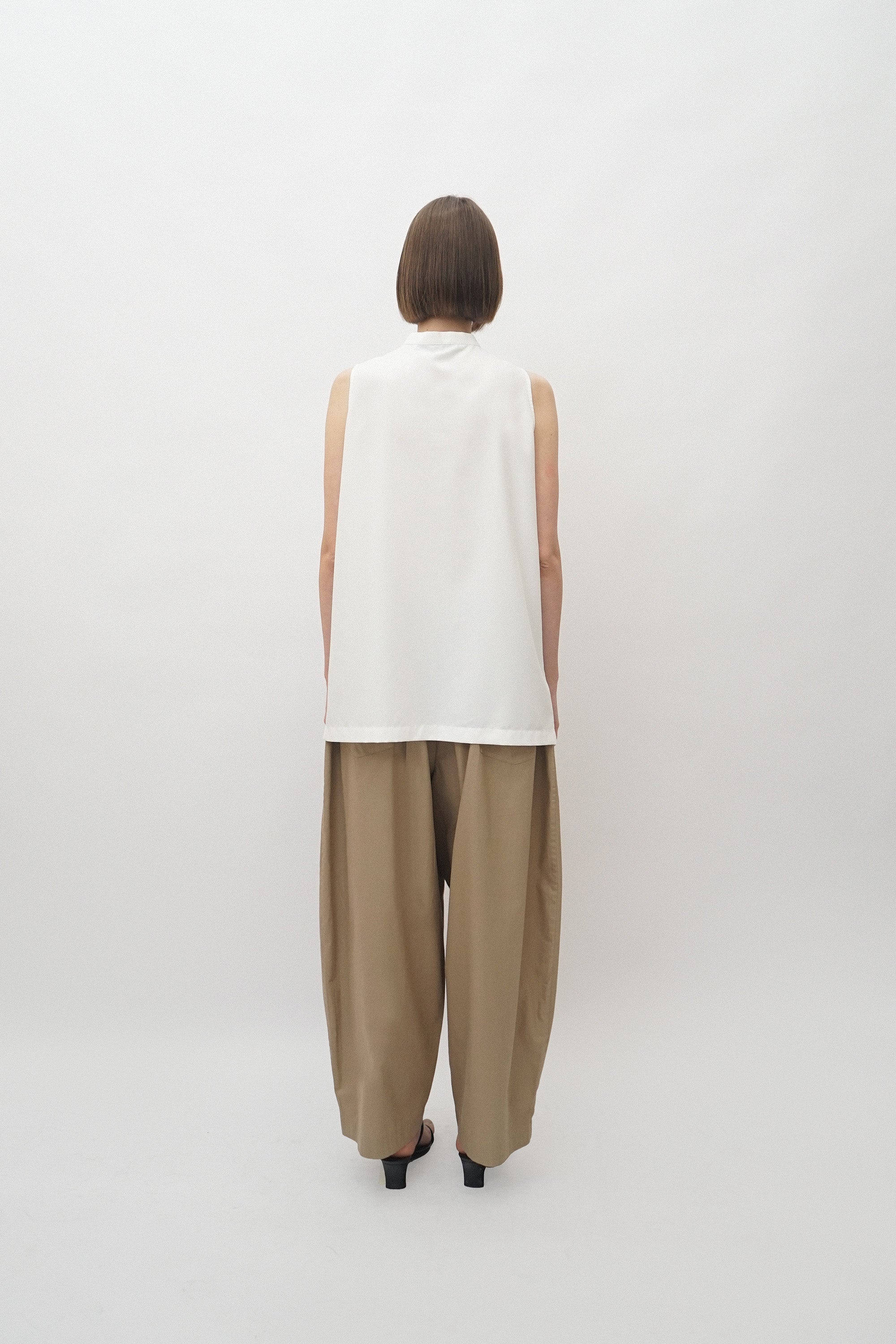 KAWA - White