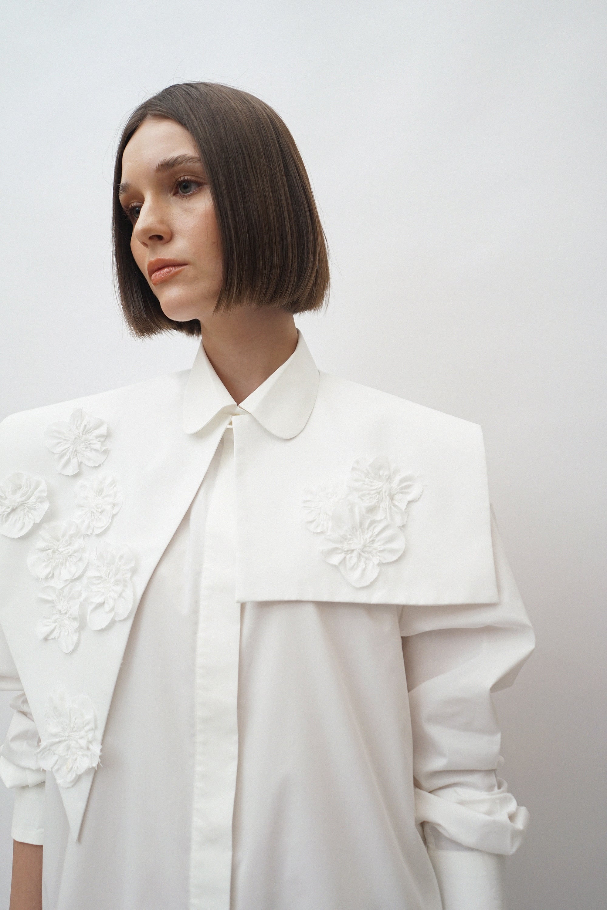 RURU - White