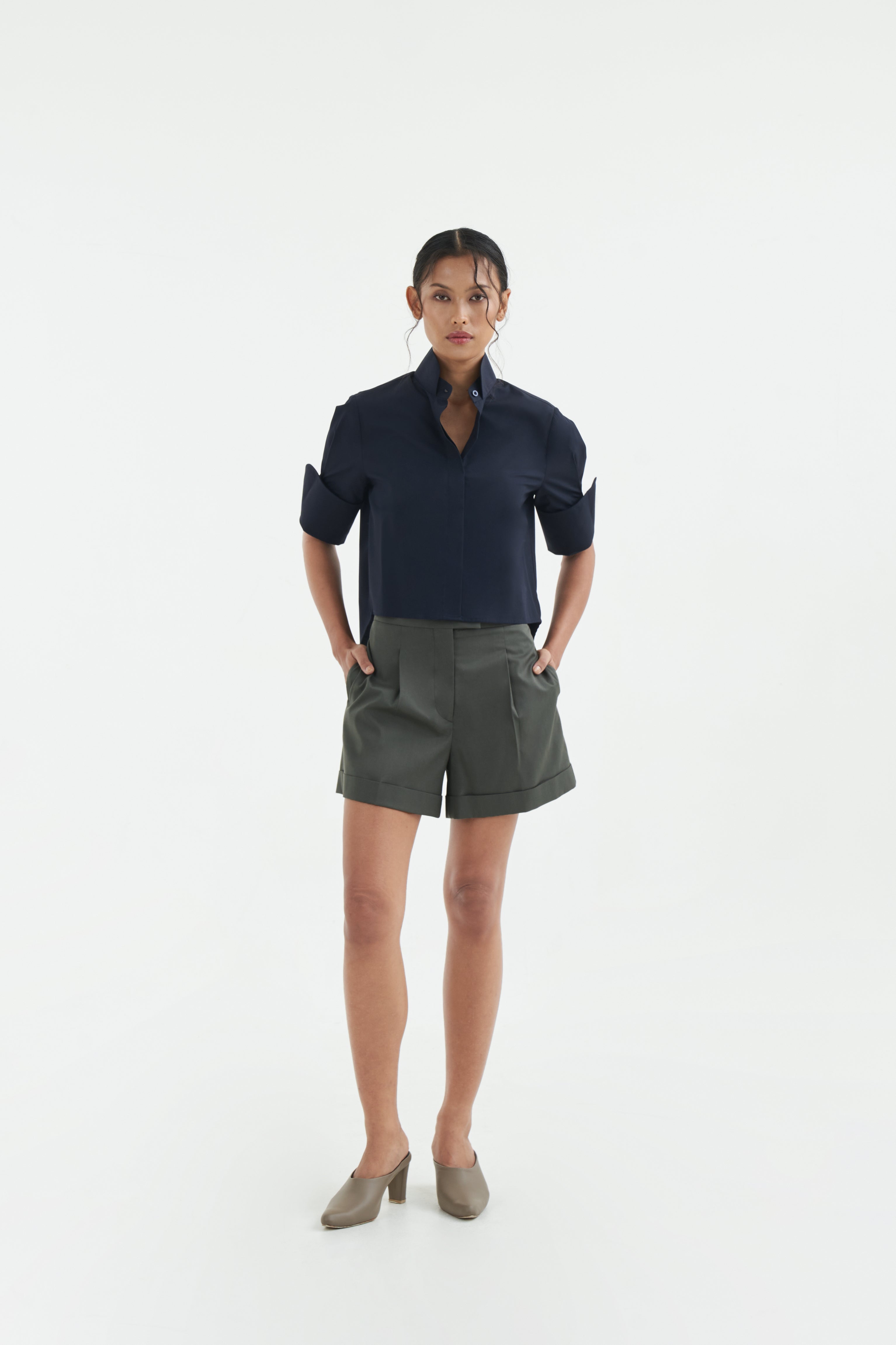 CHA CROP - Deep Navy