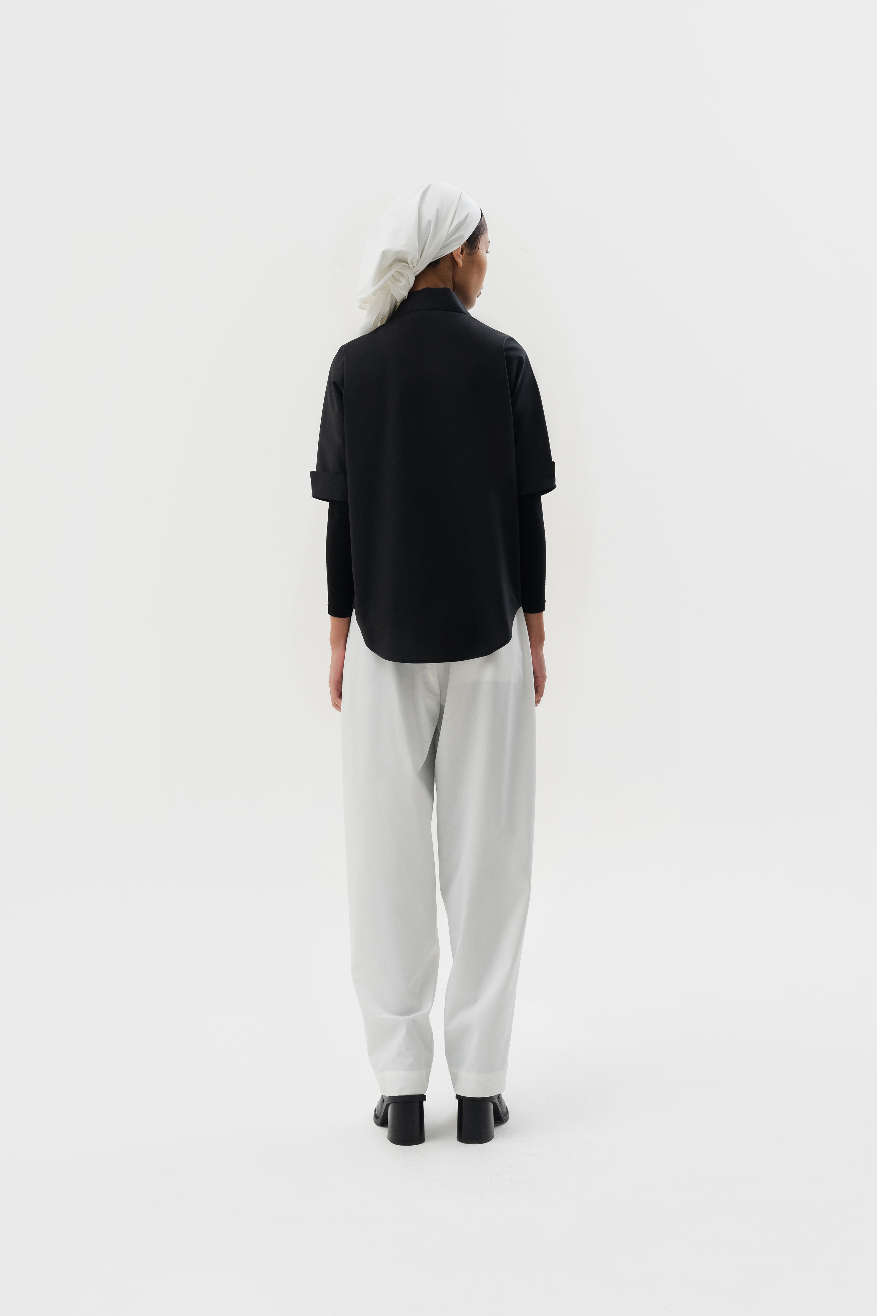 CHAYA - Black