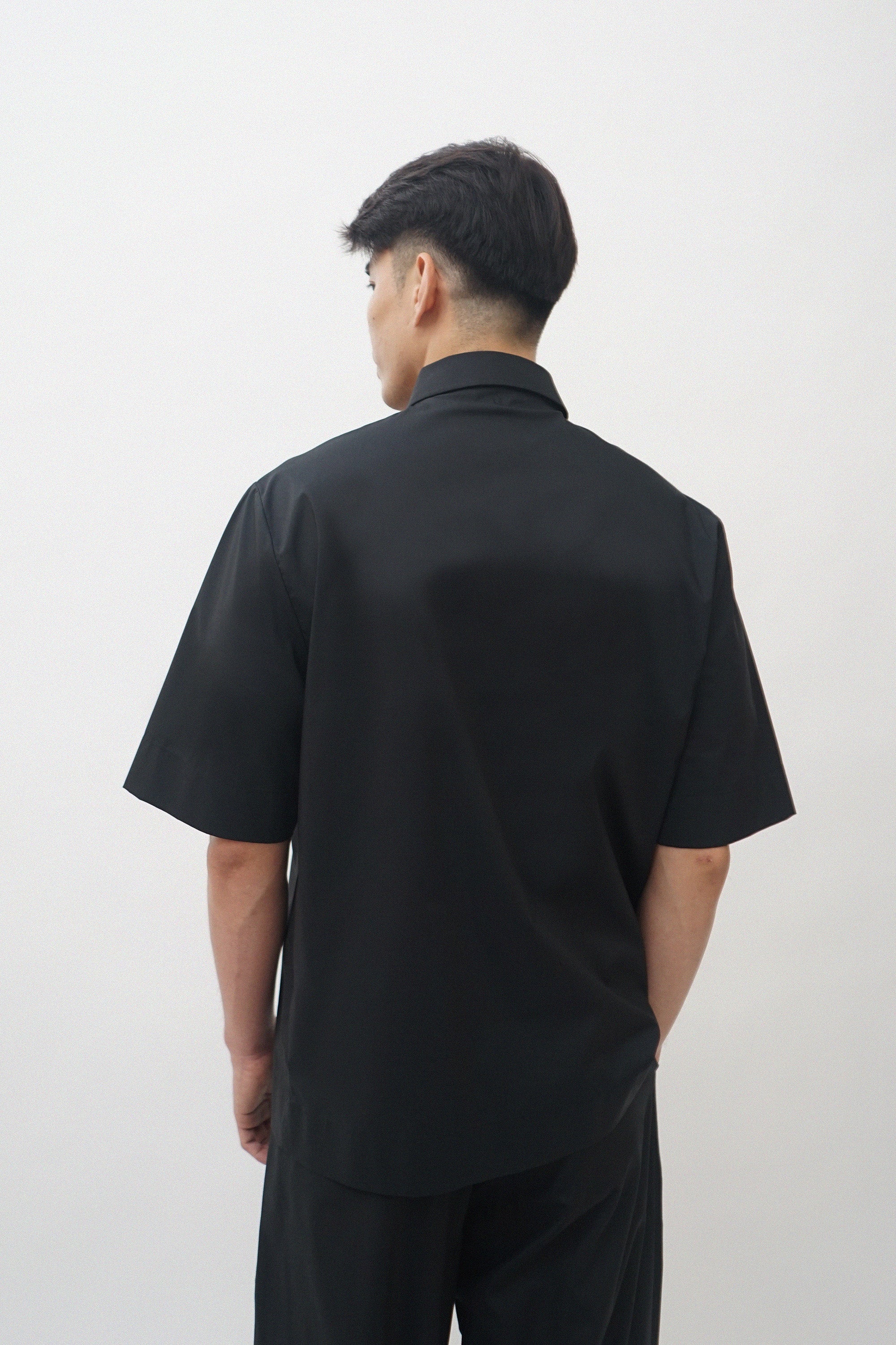 CHINATSURU MANN - Black