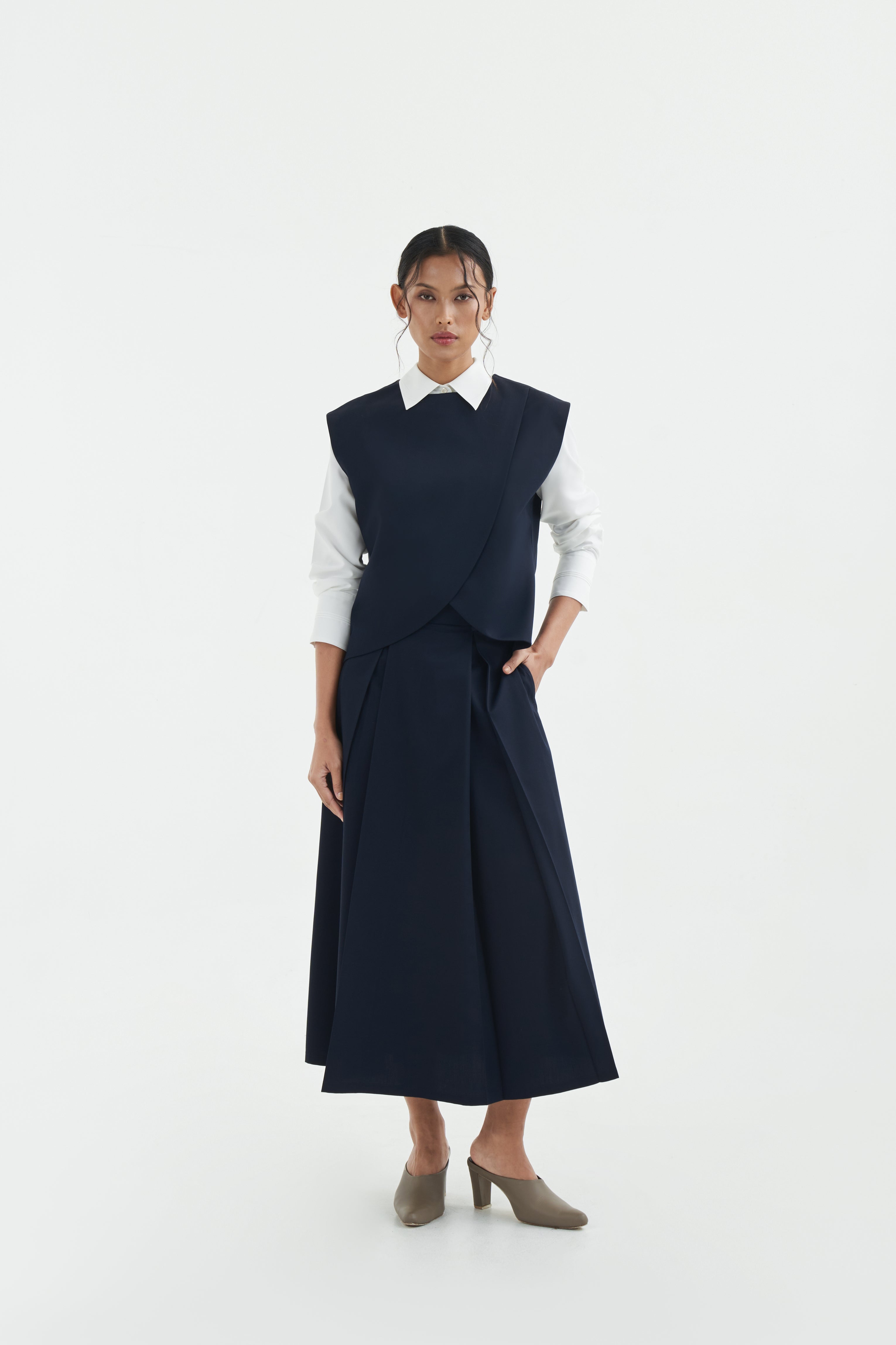 HANO - Deep Navy