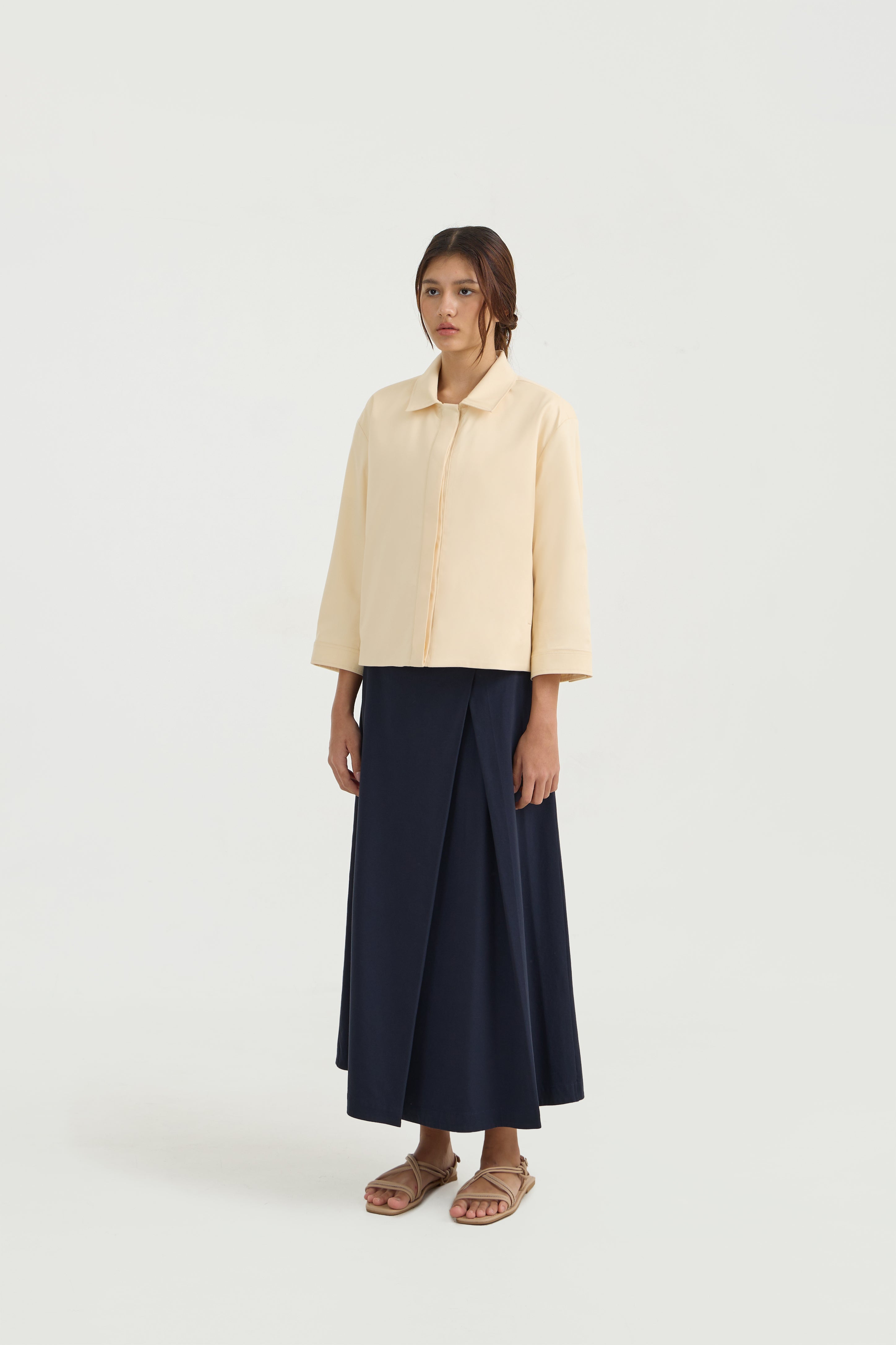 HIKARI OUTER - Buttercream