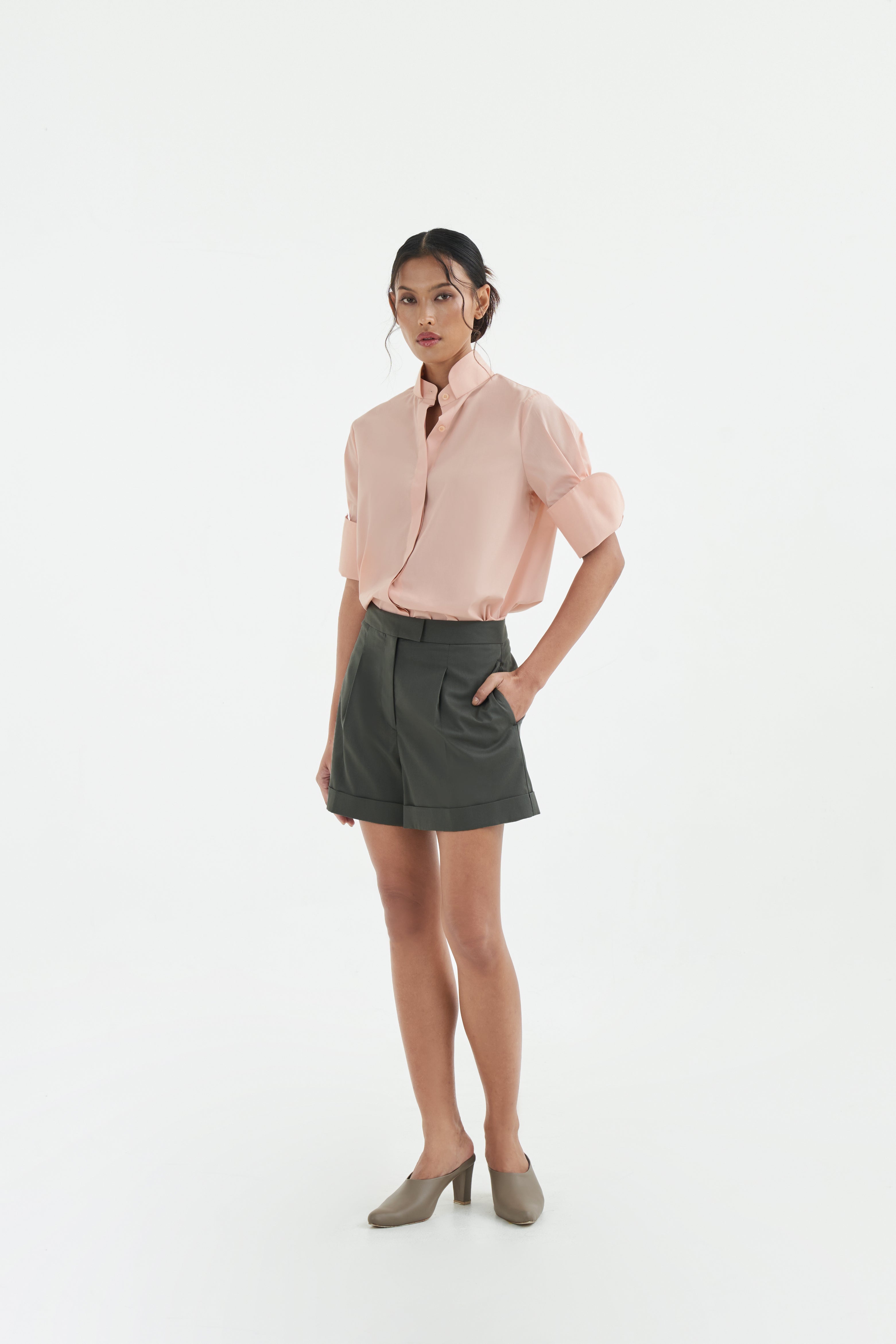 MAKU SHORTS - Iron Grey