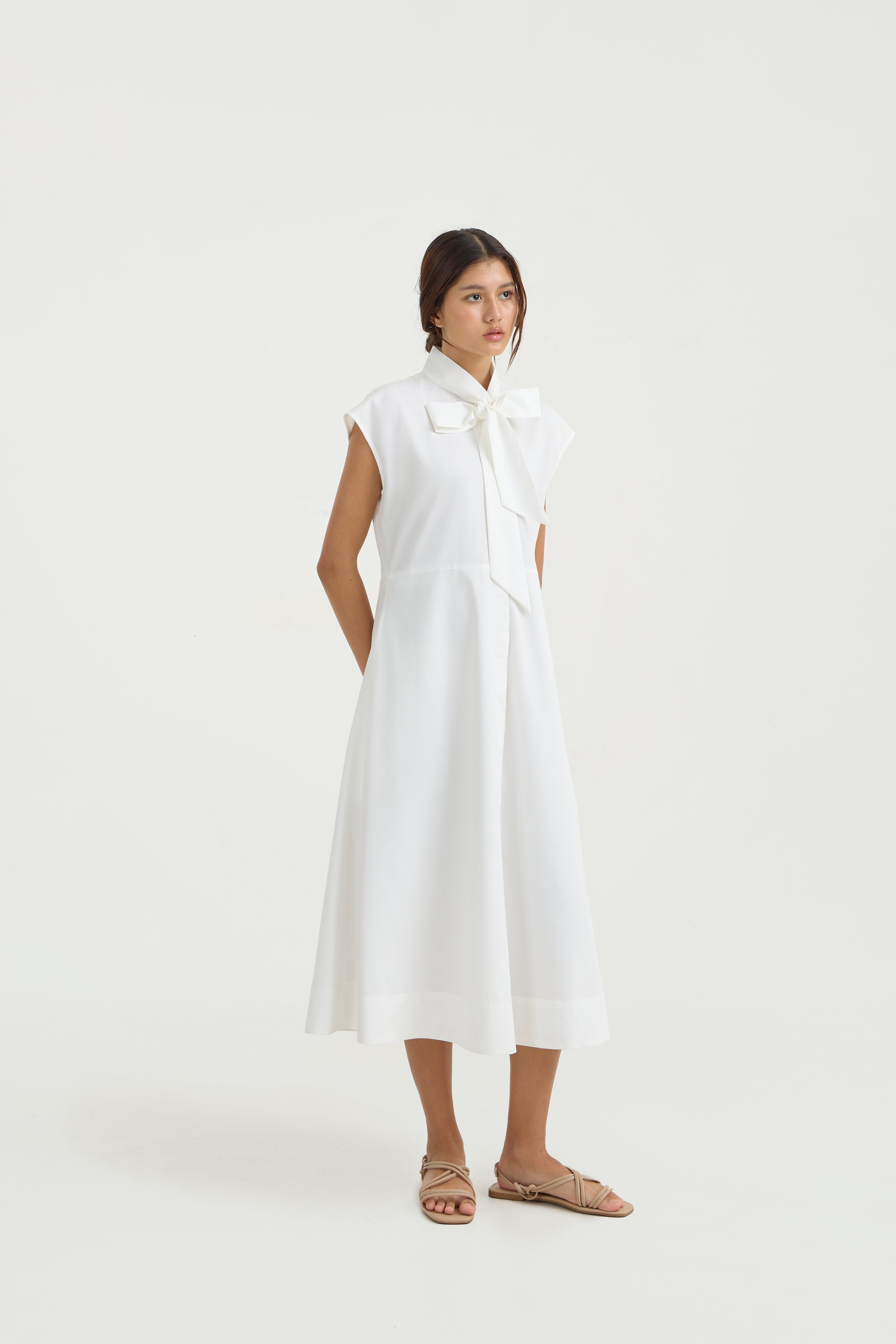 YOKU DRESS - White