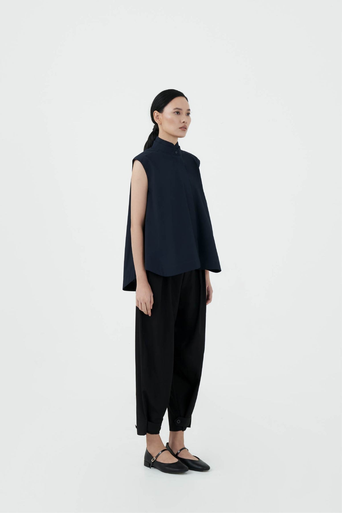 AKARA - Deep Navy