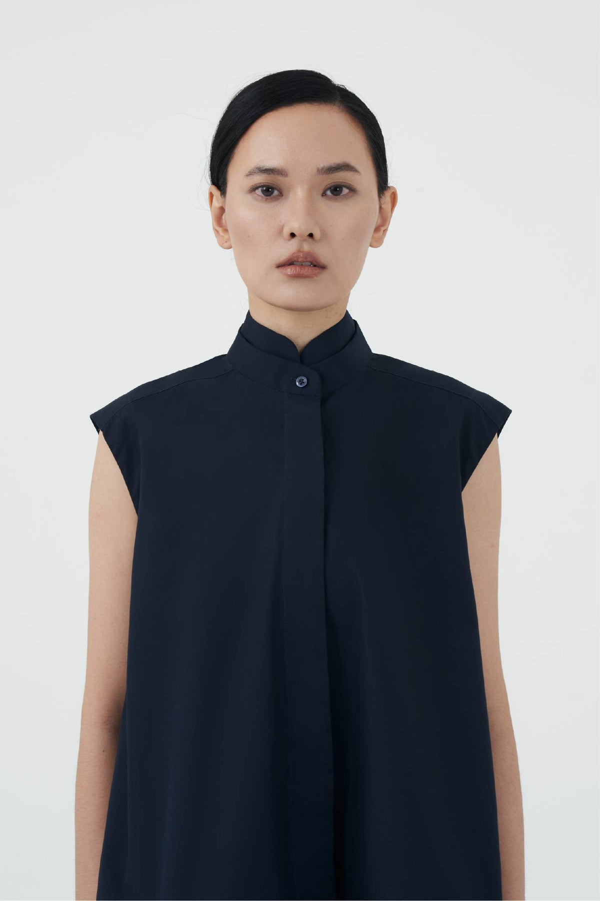 AKARA - Deep Navy