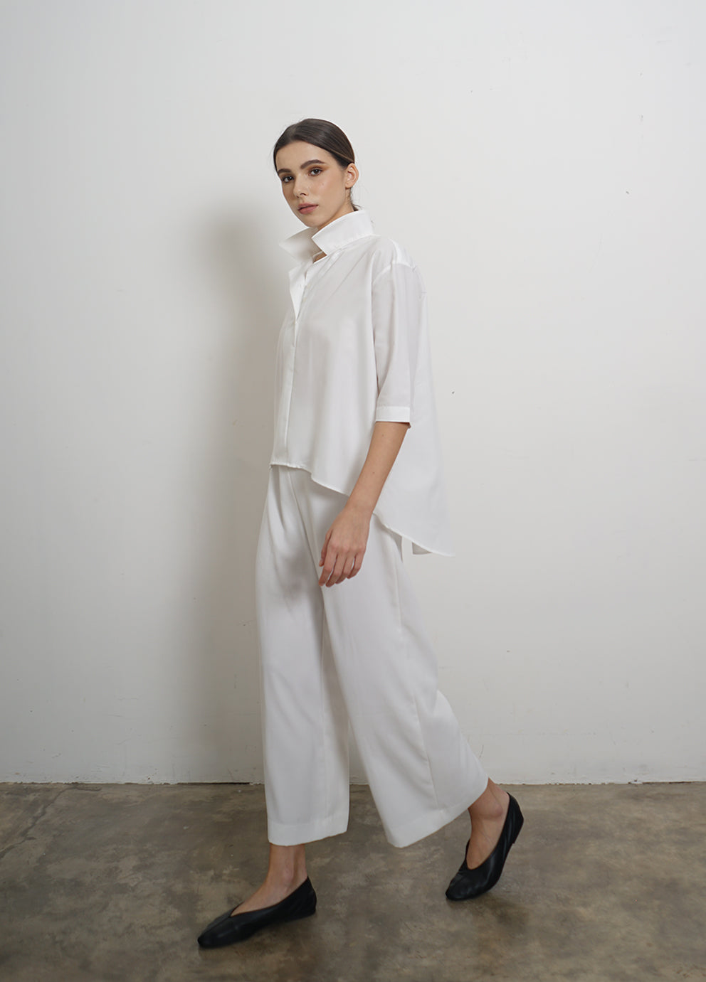 ANIKO - White