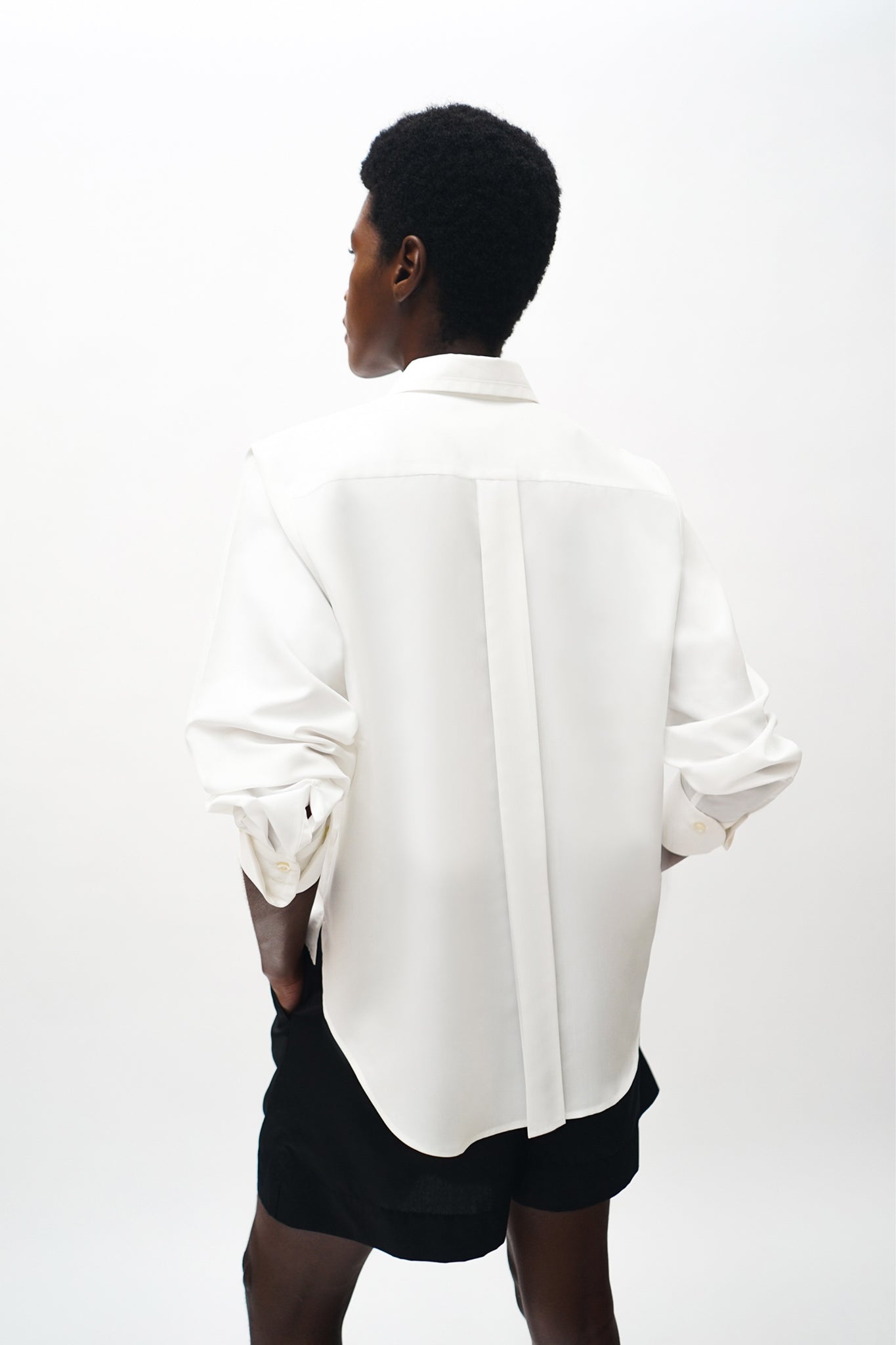 MAIKA - White