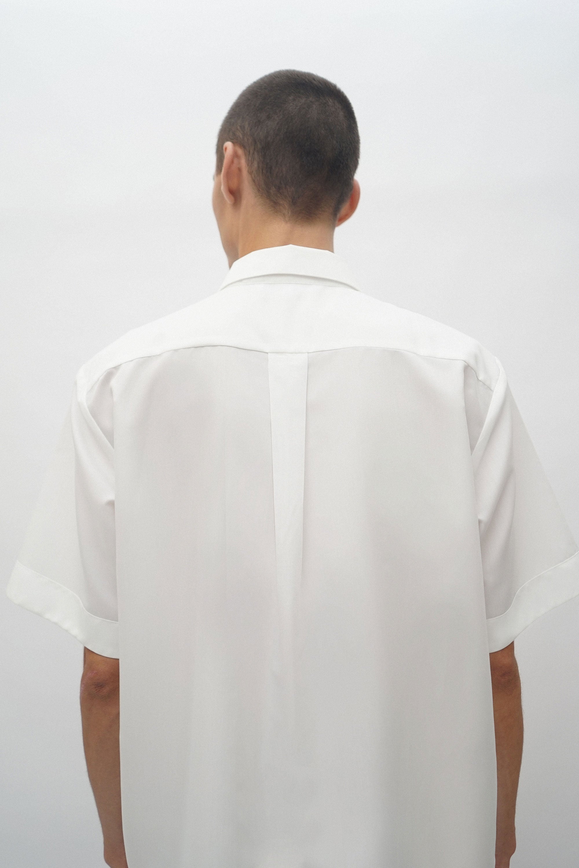 WAKU - White