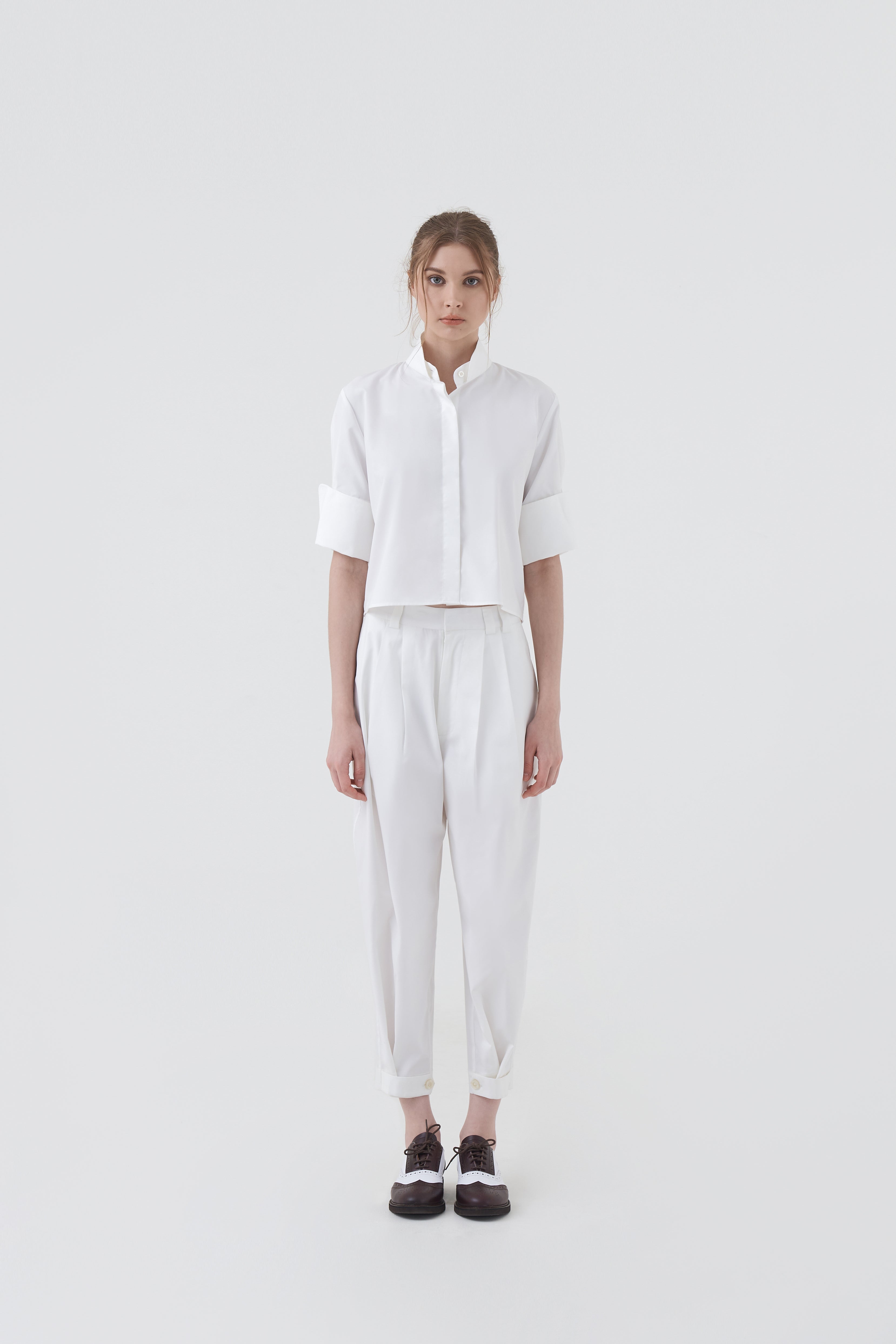 CHA CROP - White