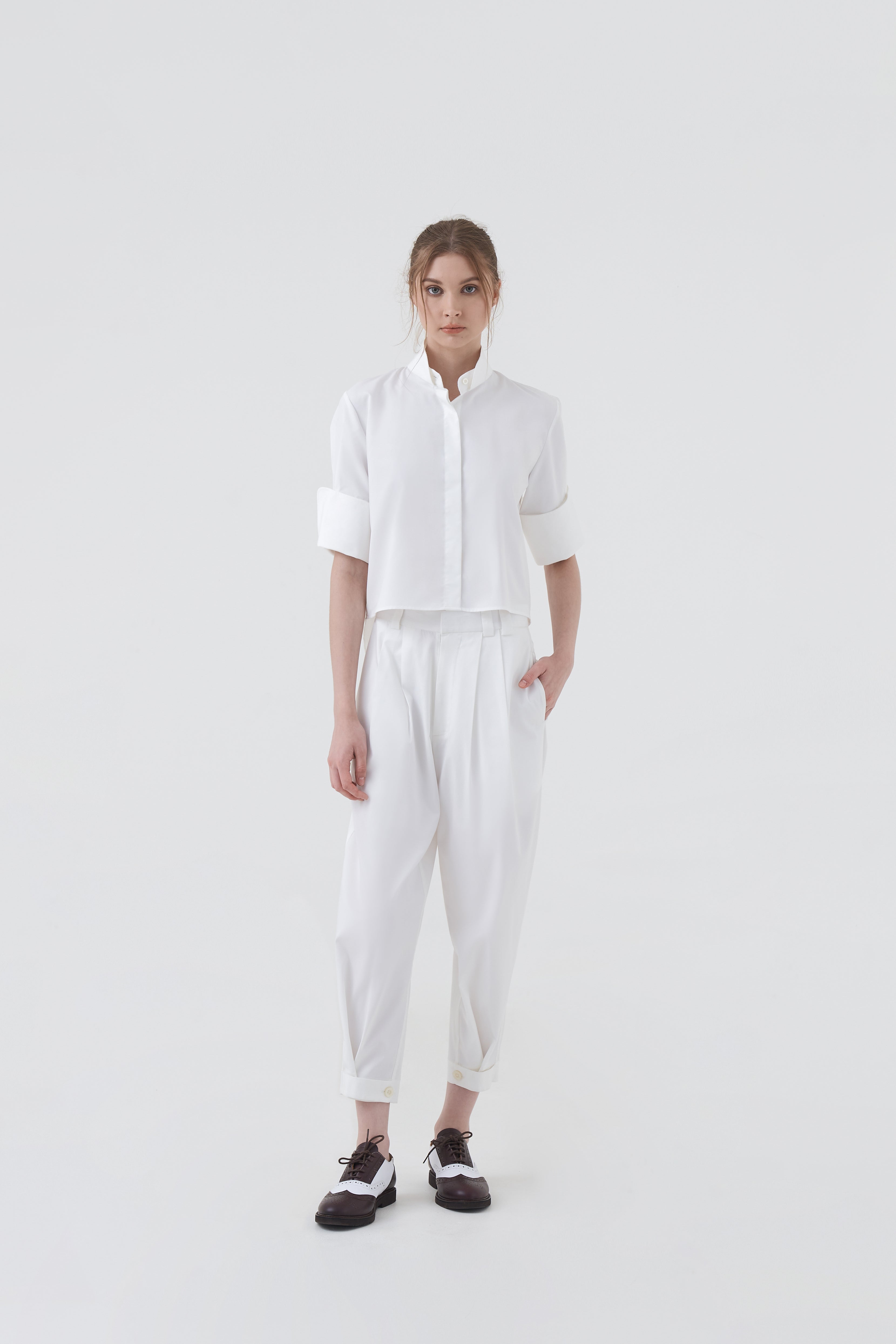 CHA CROP - White