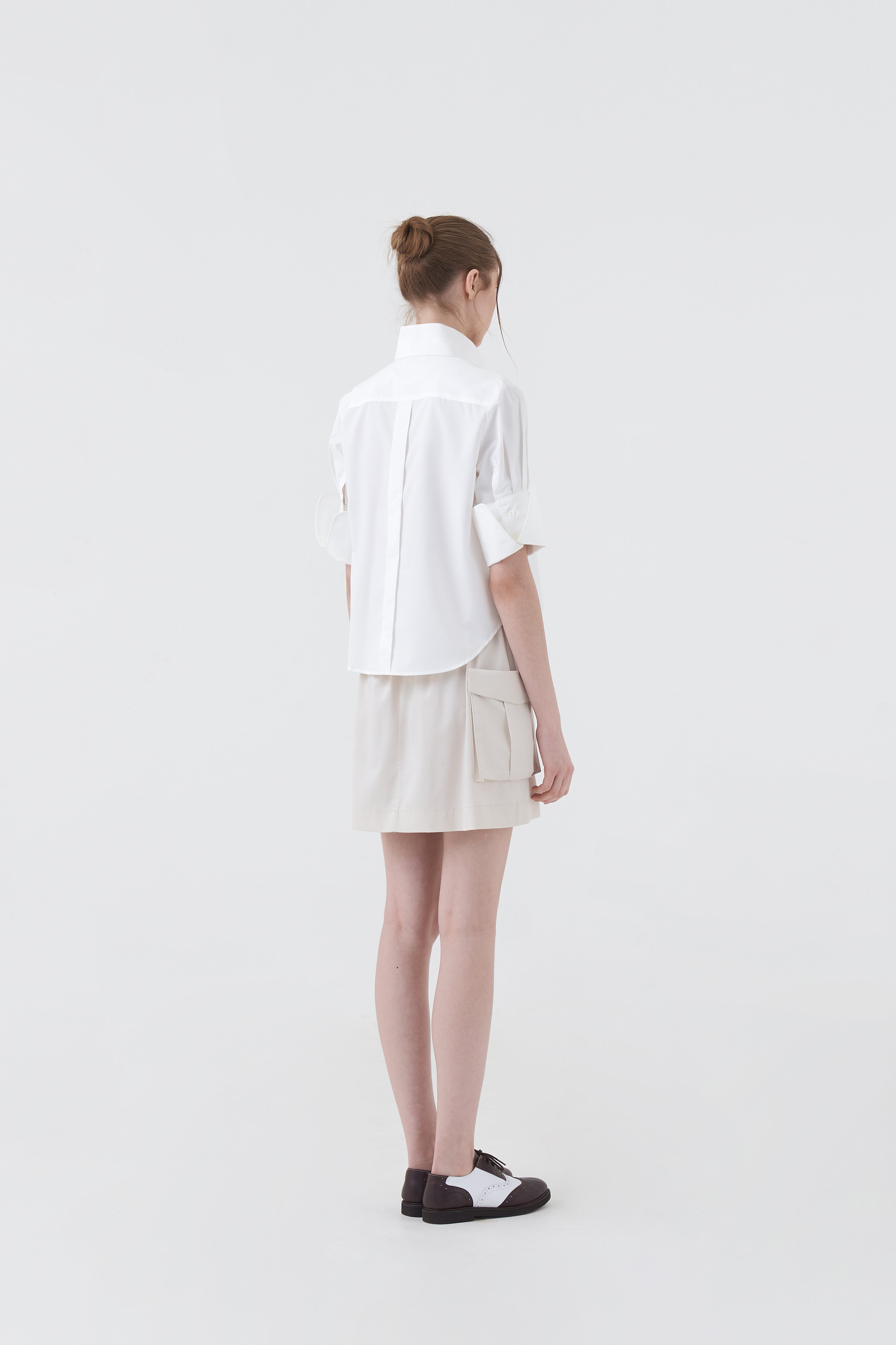 CHA CROP - White
