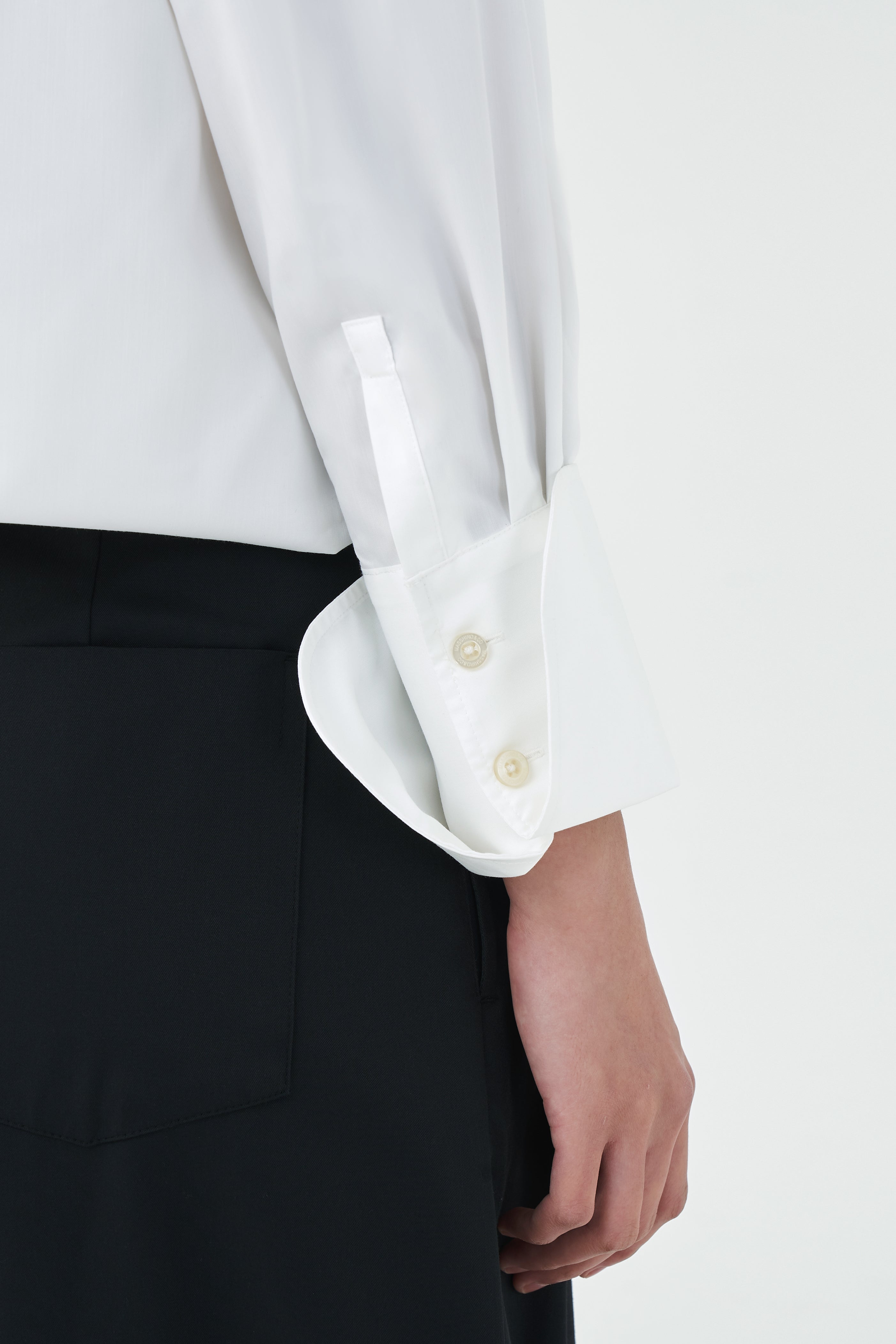 CHA LONG SLEEVE - White