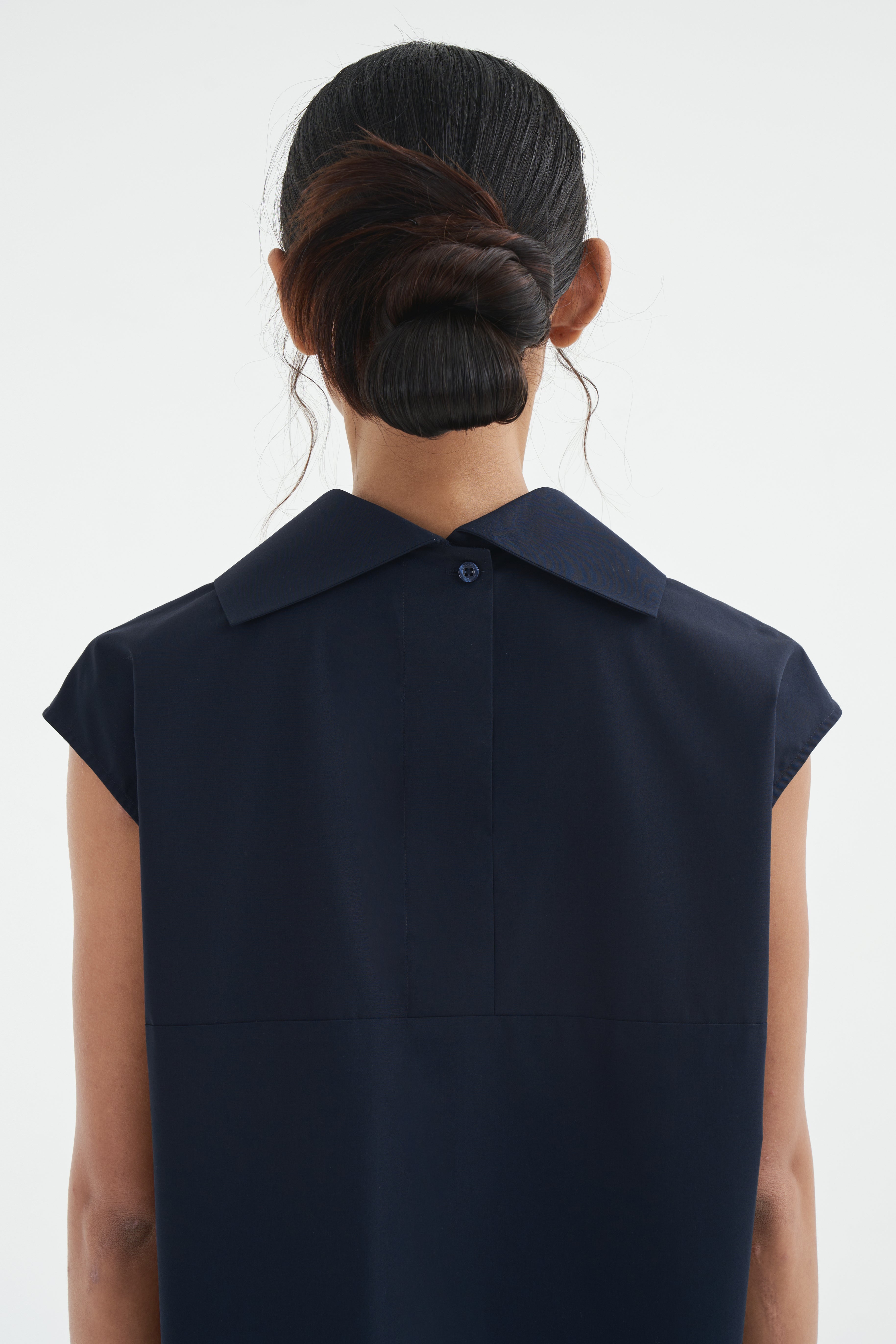 AMANA - Deep Navy