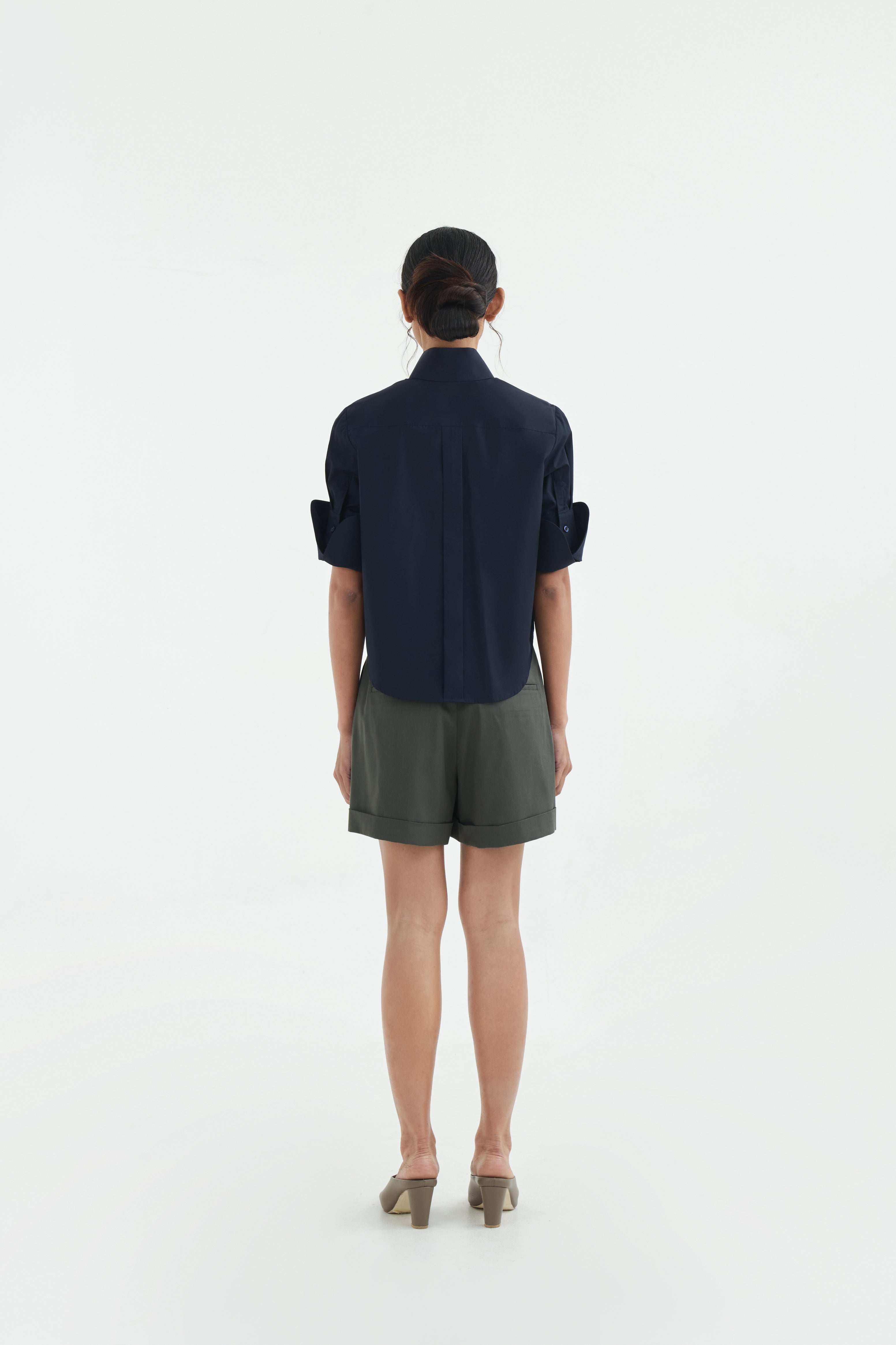 CHA CROP - Deep Navy