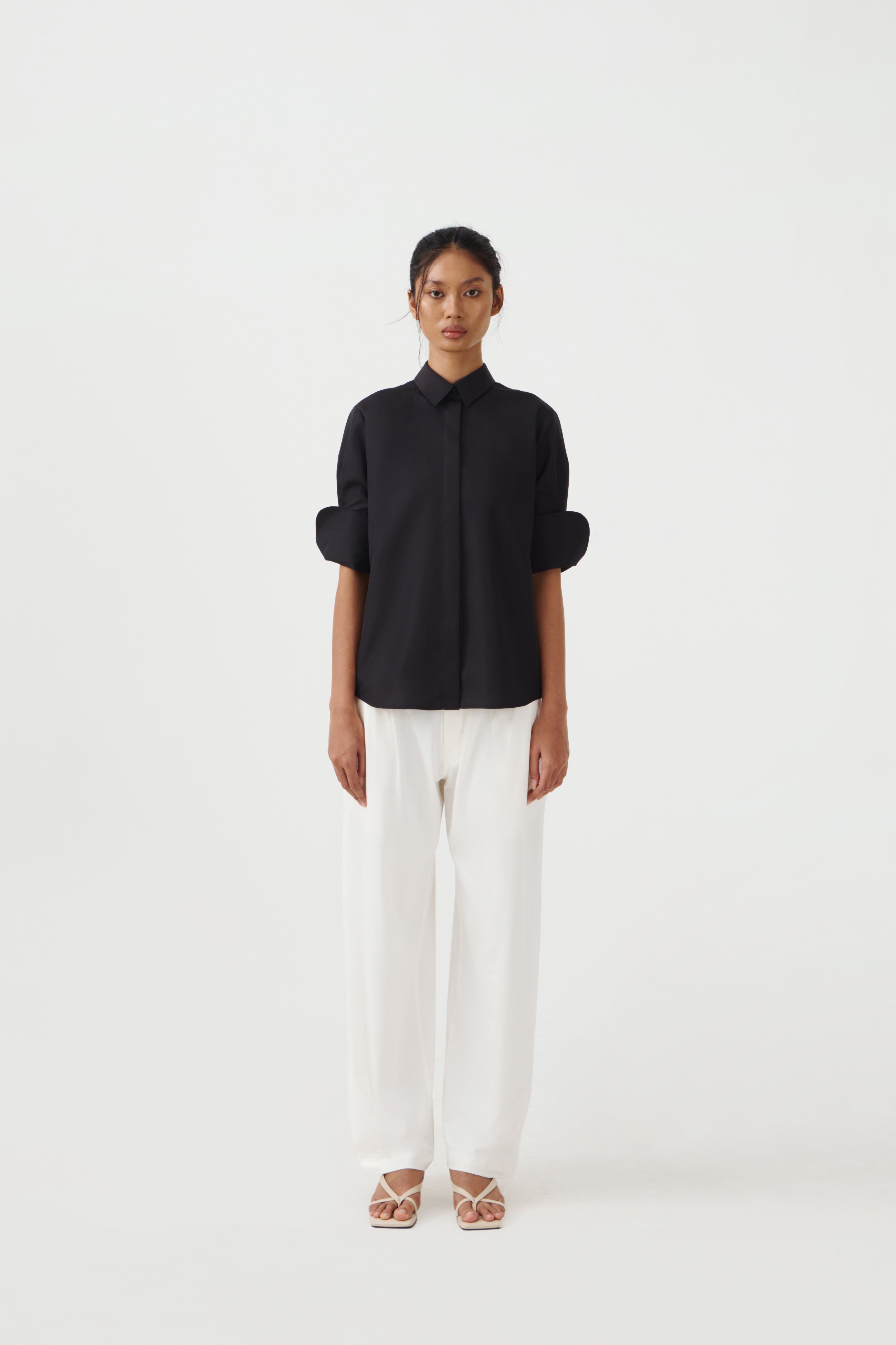 CHISA - Black