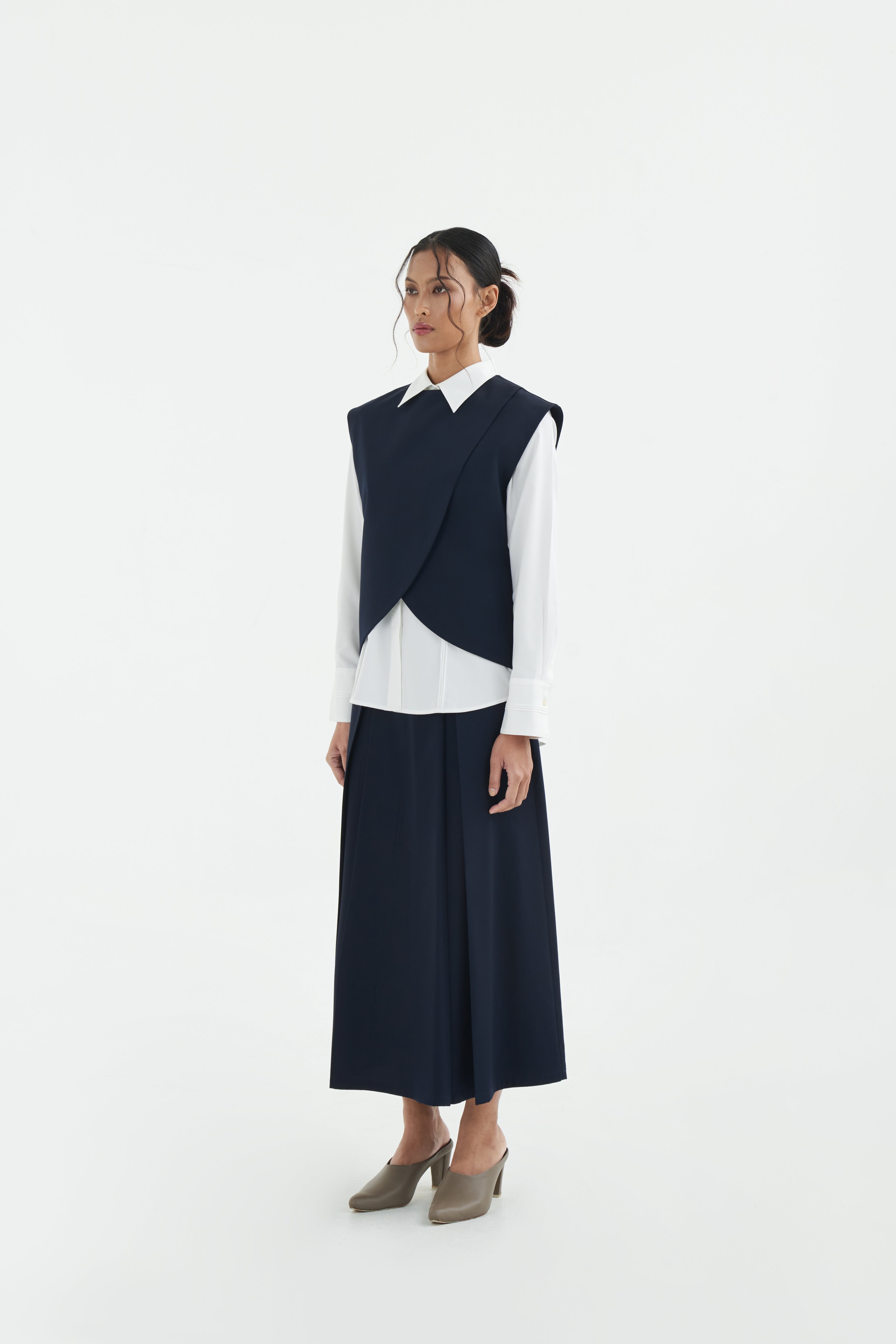HANO - Deep Navy