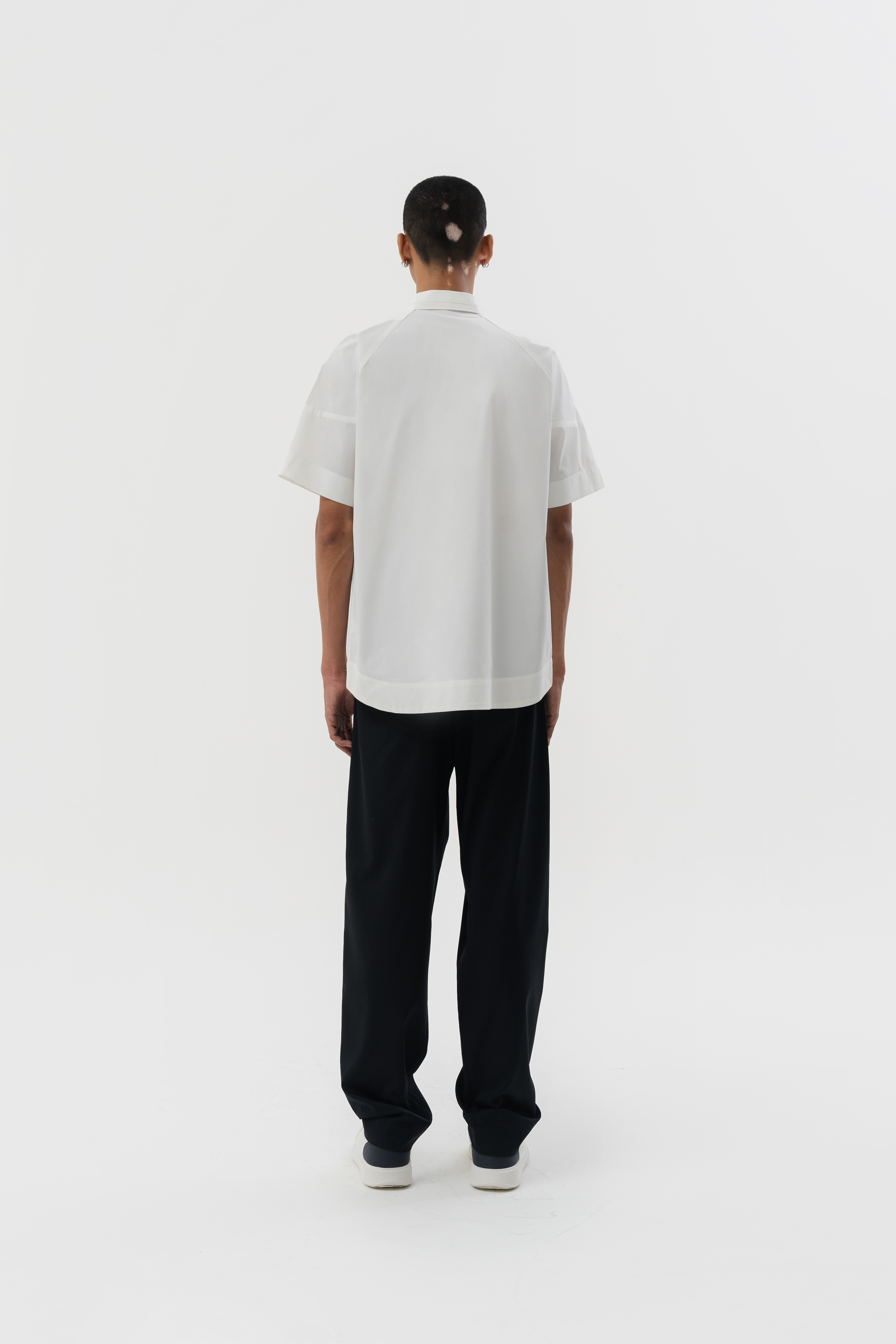 KAI - White