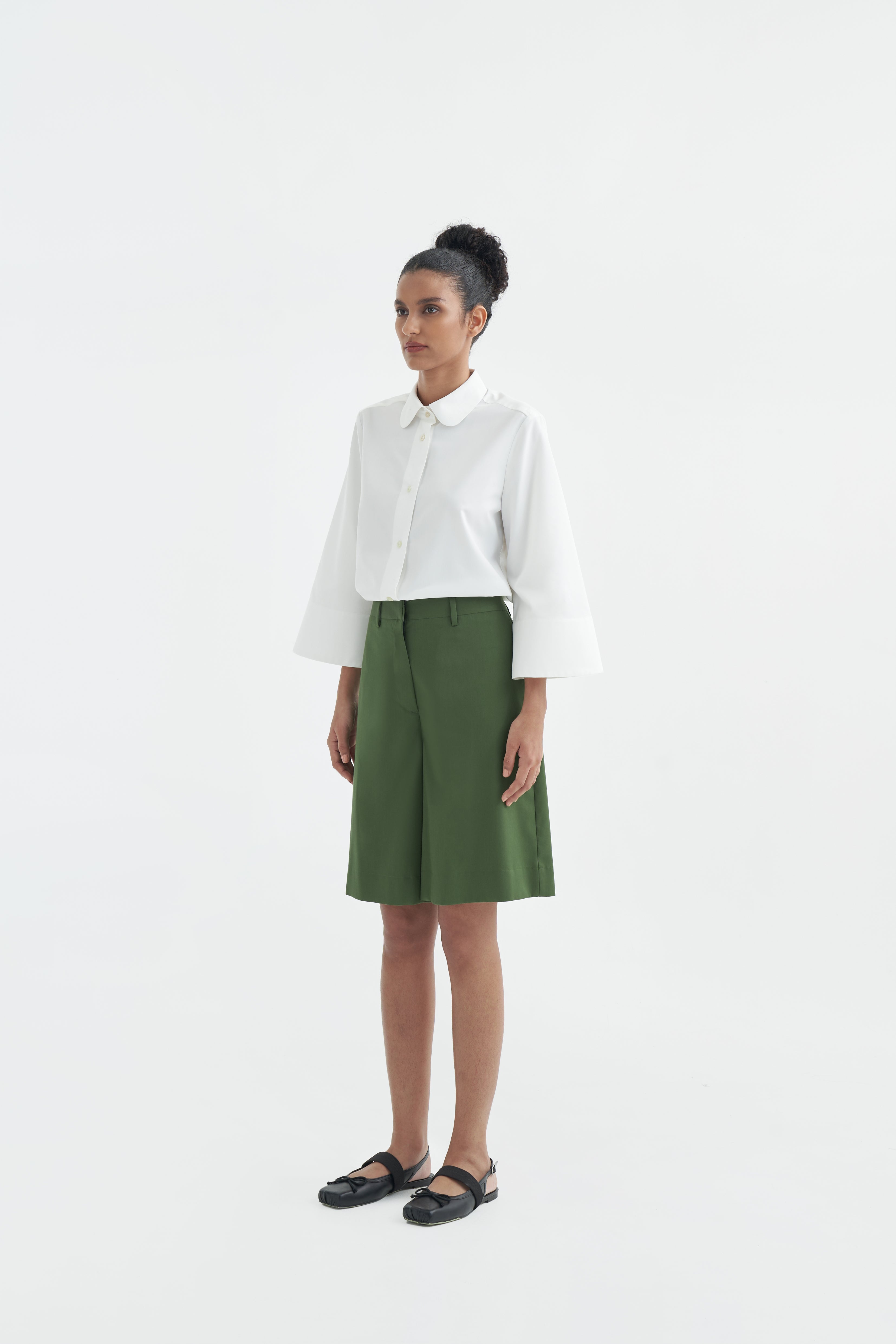MAIRA SHORTS - Moss Green