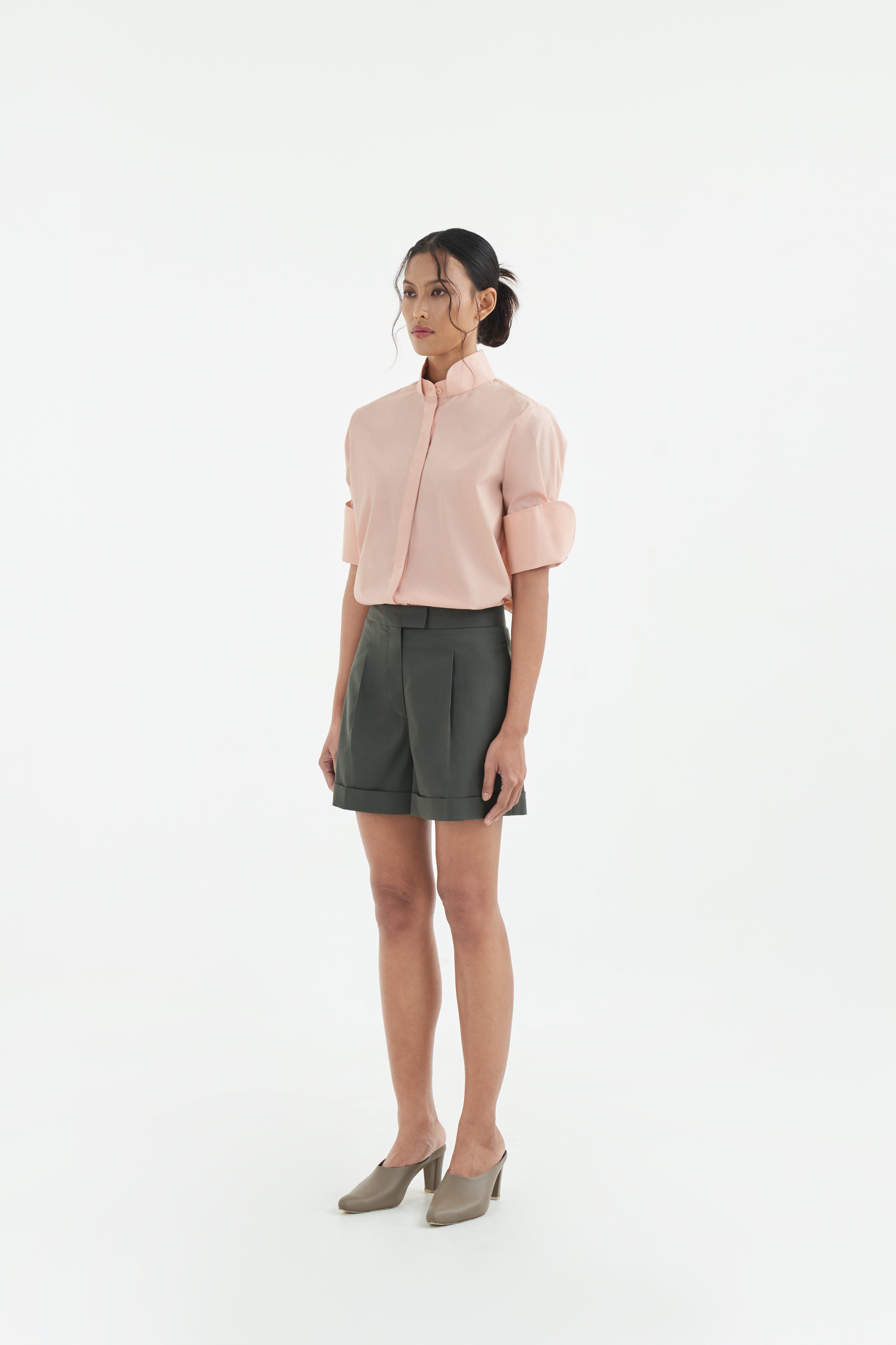 MAKU SHORTS - Iron Grey