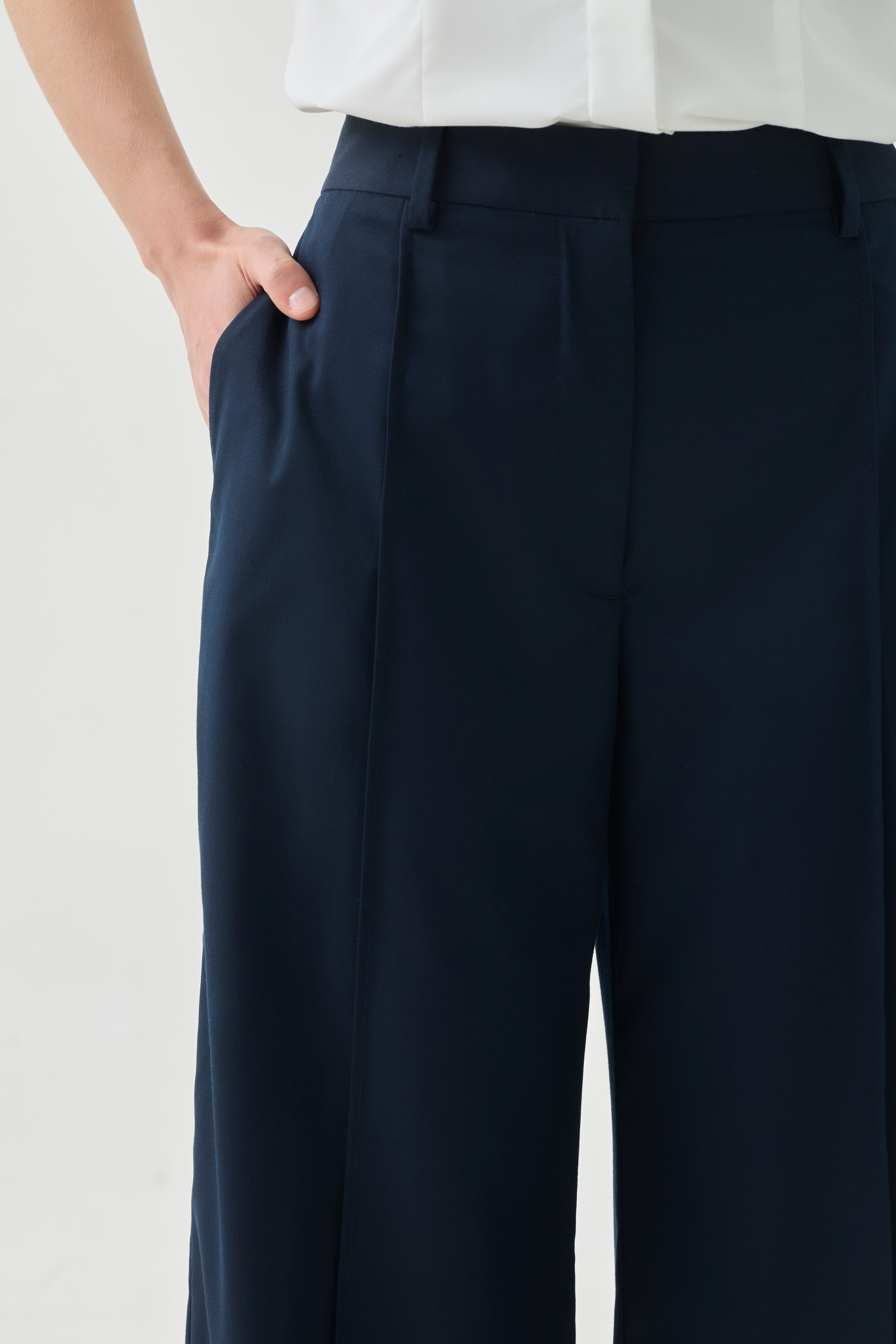 MICHIOKA PANTS - Deep Navy