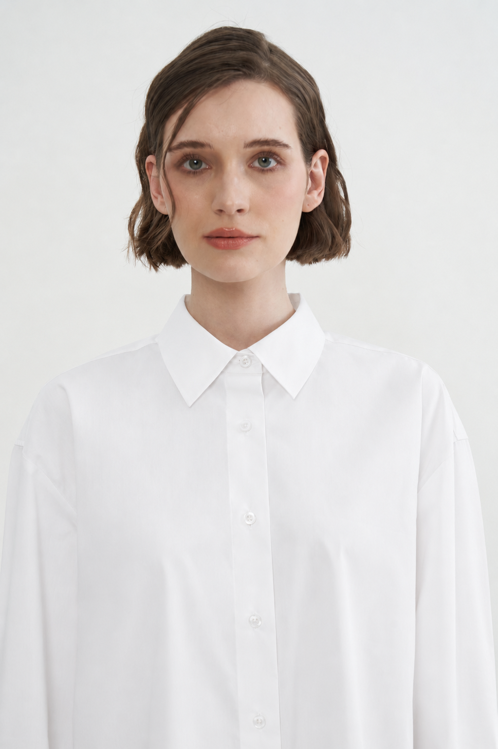MINAKA - White