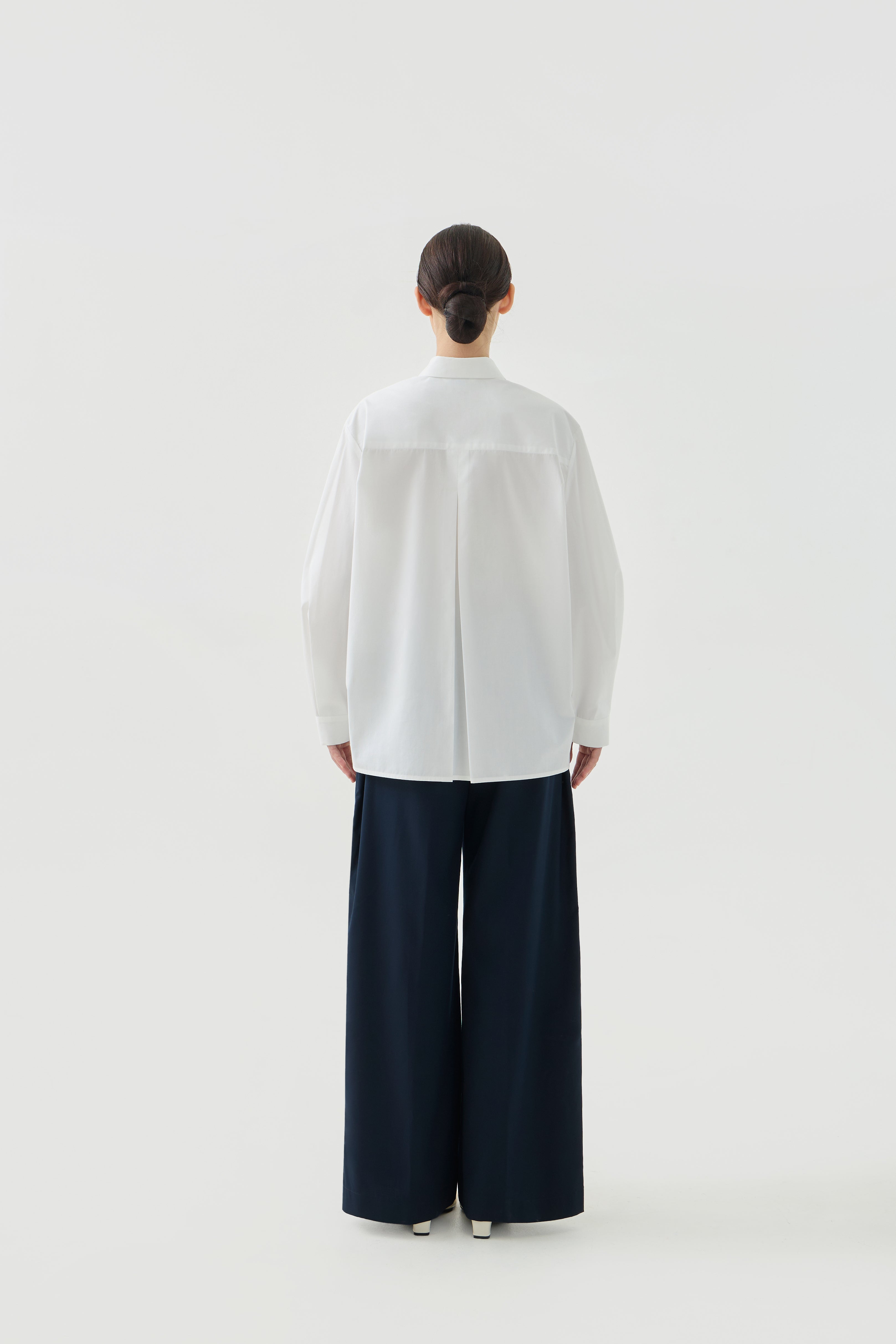 SAIKA - White