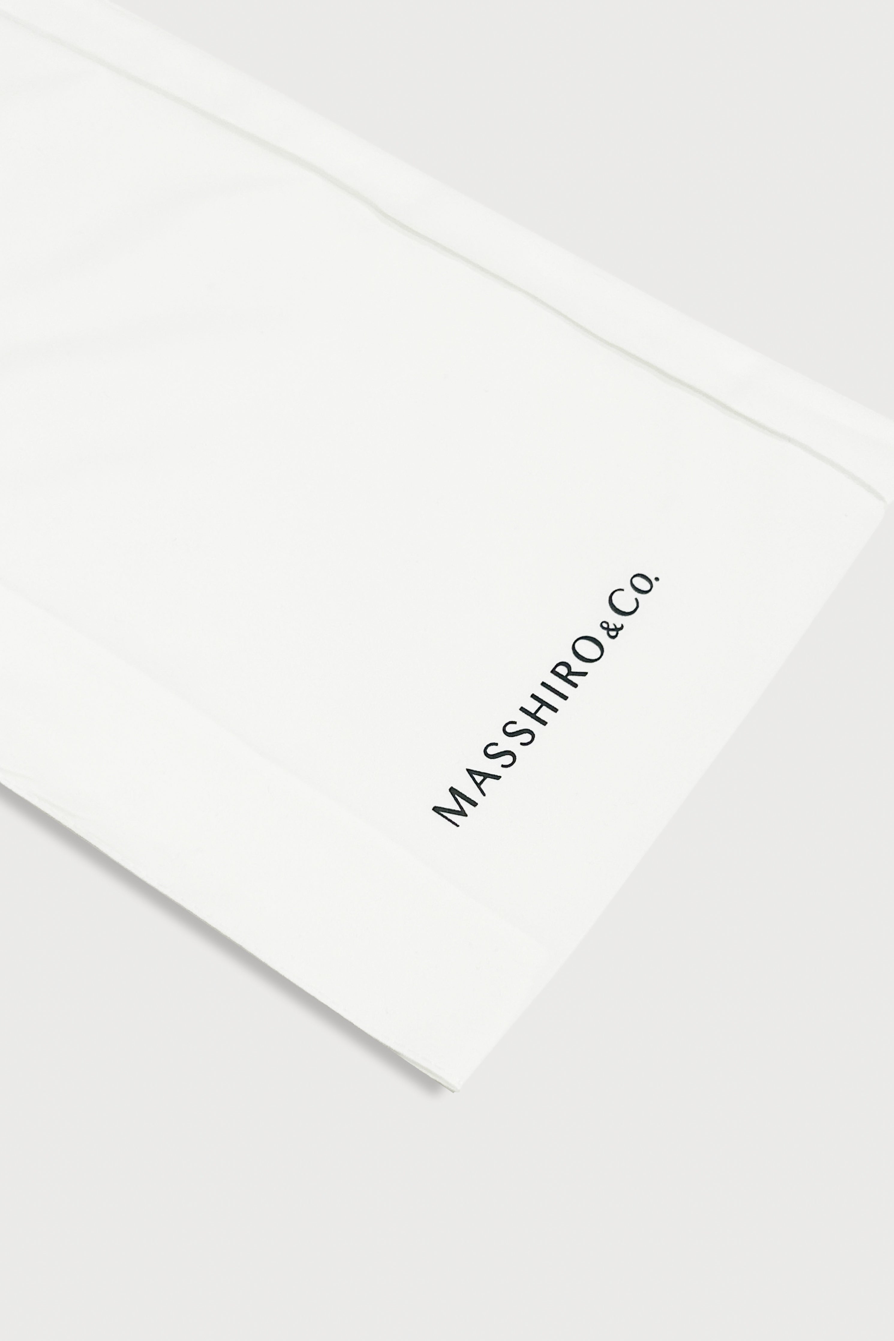MASSHIRO&Co. MULTIPURPOSE POUCH - White