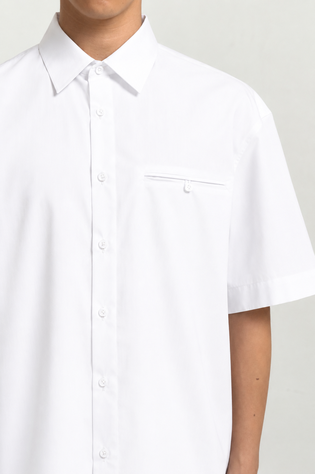 TAKA - White