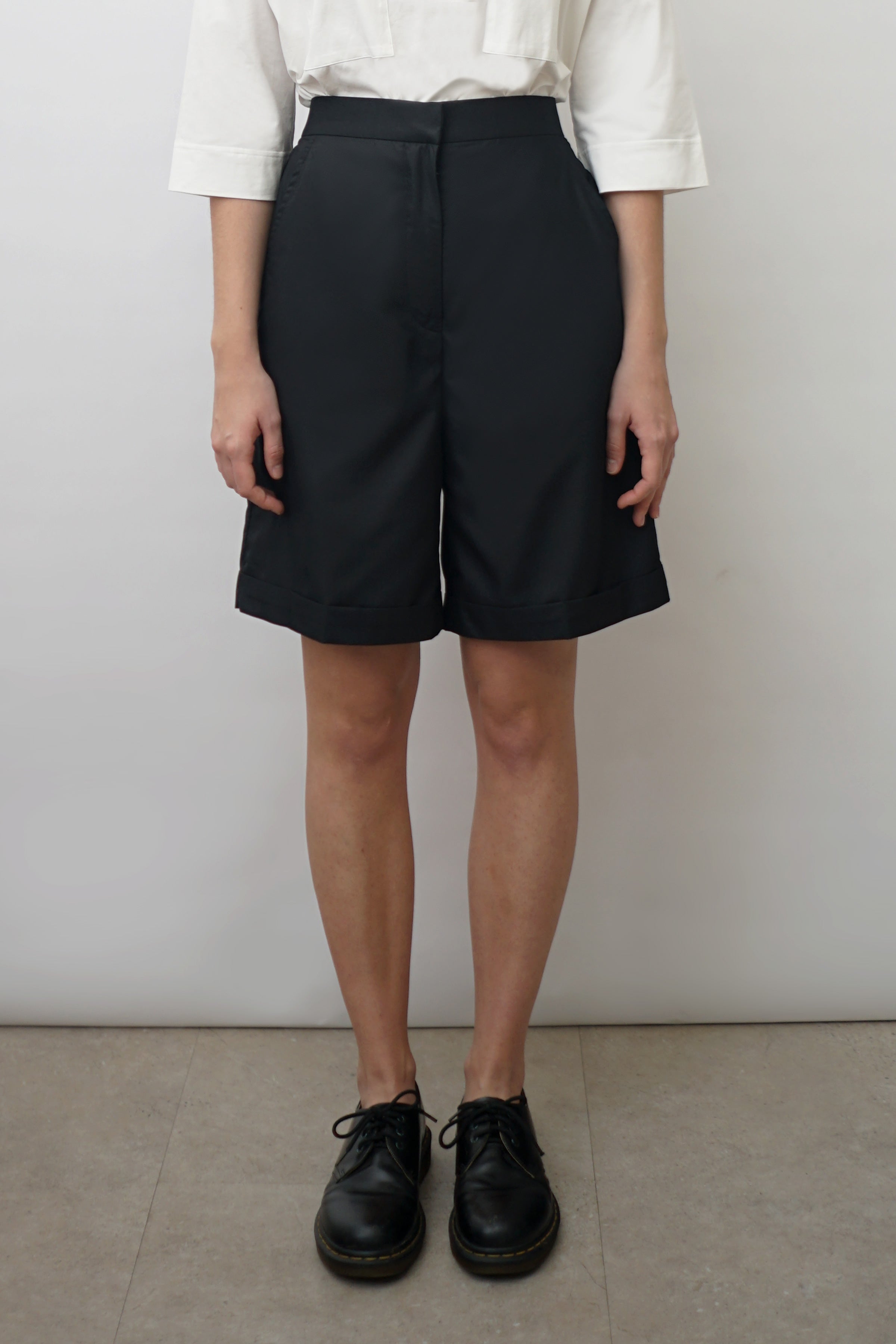 MIKO BERMUDA - Black