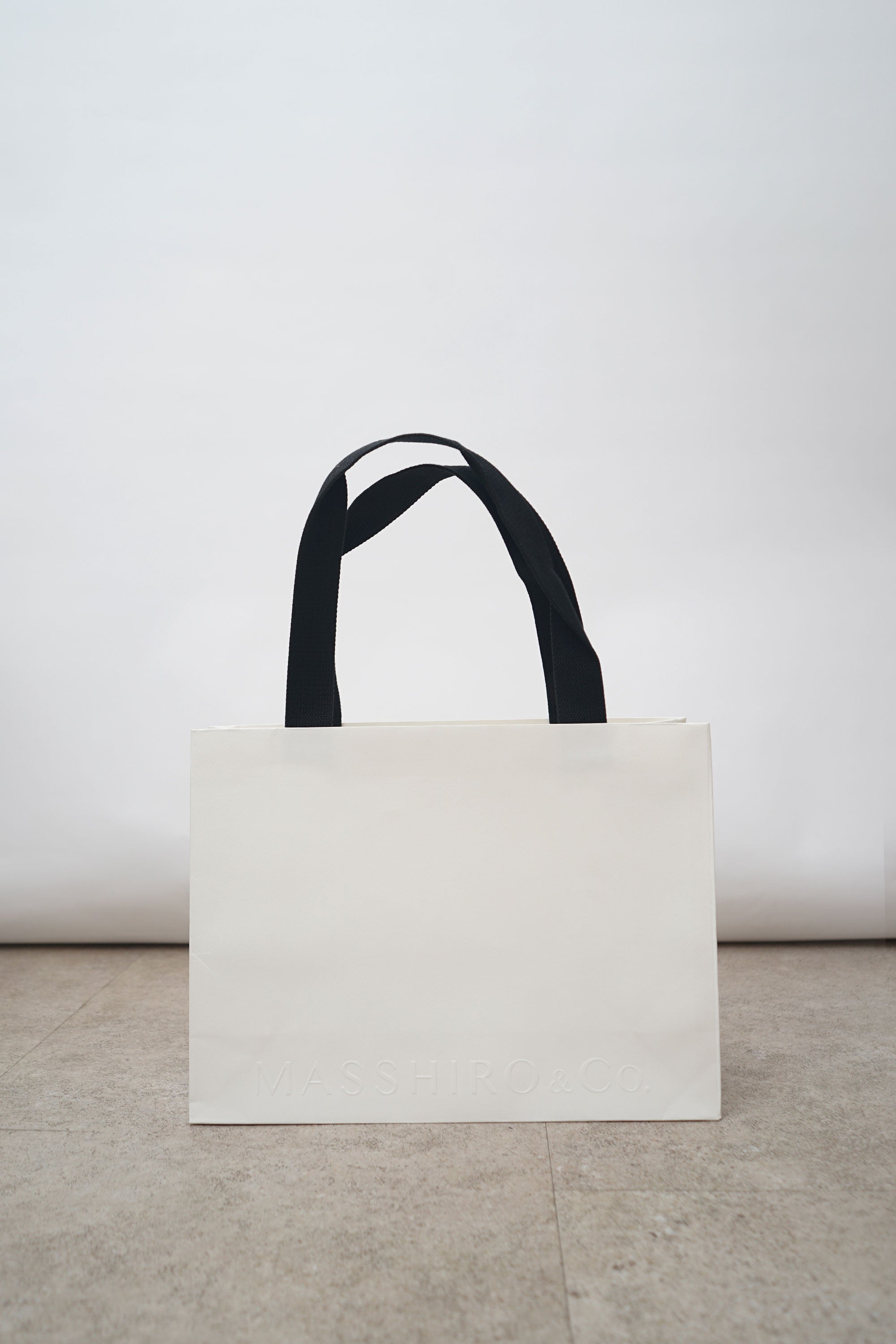 MASSHIRO&Co. ADDITIONAL PAPER BAG - Off White